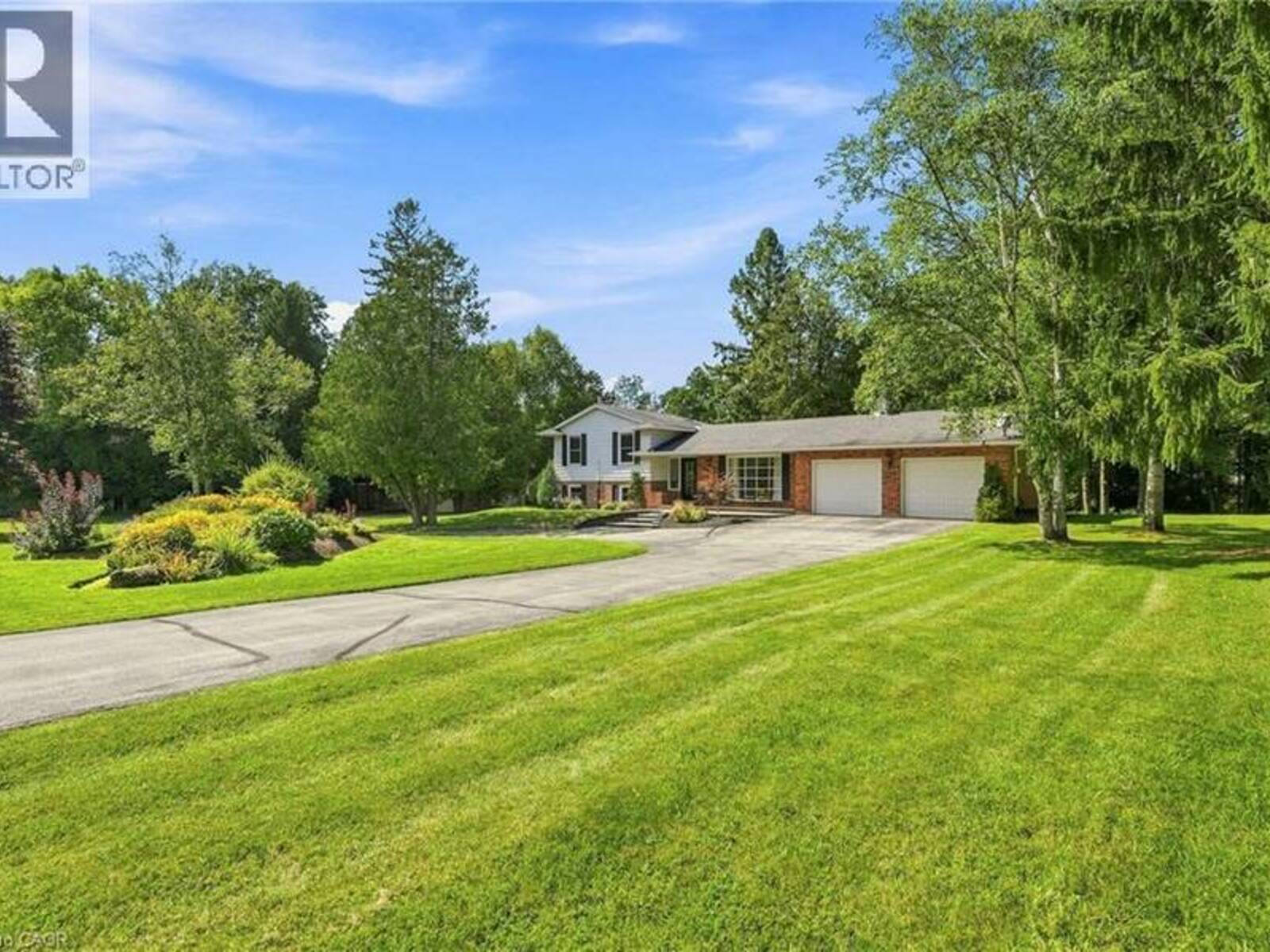 547 CONCESSION 11 E, Hamilton, Ontario L8B 1H9