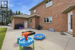 2 CURRIE Drive | Puslinch Ontario | Slide Image Forty-three