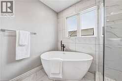 141 LAVERY Heights | Milton Ontario | Slide Image Twenty