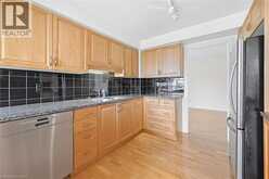 442 MAPLE Avenue Unit# 904 | Burlington Ontario | Slide Image Thirty