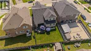 72 POND VIEW Gate | Waterdown Ontario | Slide Image Thirty-eight