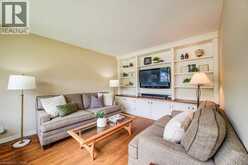 97 SOMERSET Crescent | Waterloo Ontario | Slide Image Ten