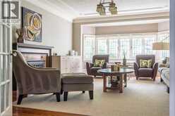 2 OAK KNOLL Drive | Hamilton Ontario | Slide Image Six