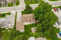 56 BARTON Street | Waterdown Ontario | Slide Image Three