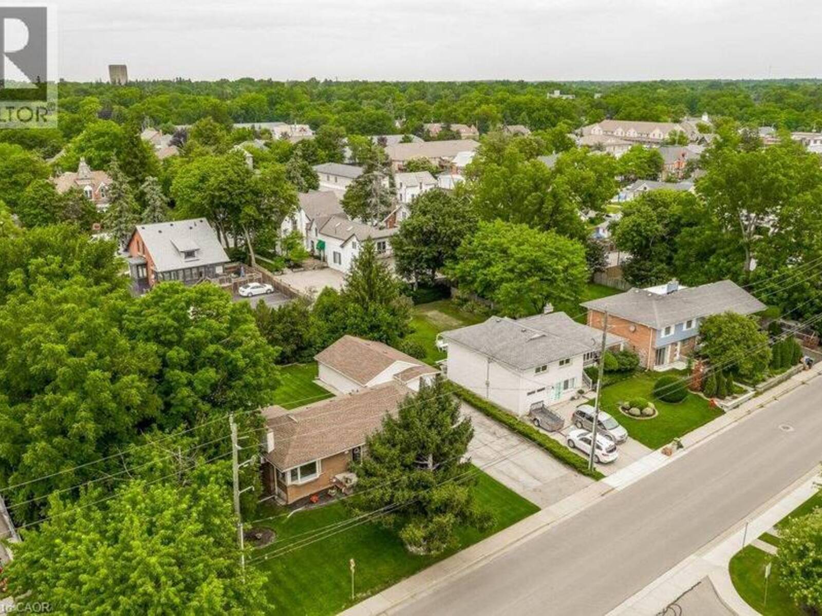 56 BARTON Street, Waterdown, Ontario L0R 2H0