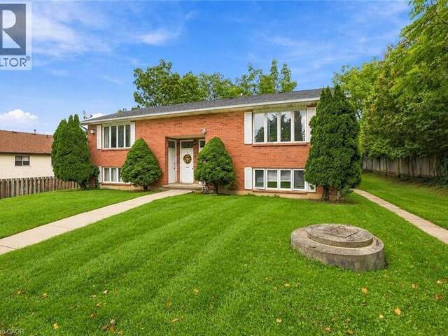 26 RENFREW Street E Caledonia Ontario, N3W 1E8 - 8 Bedrooms Home For Sale