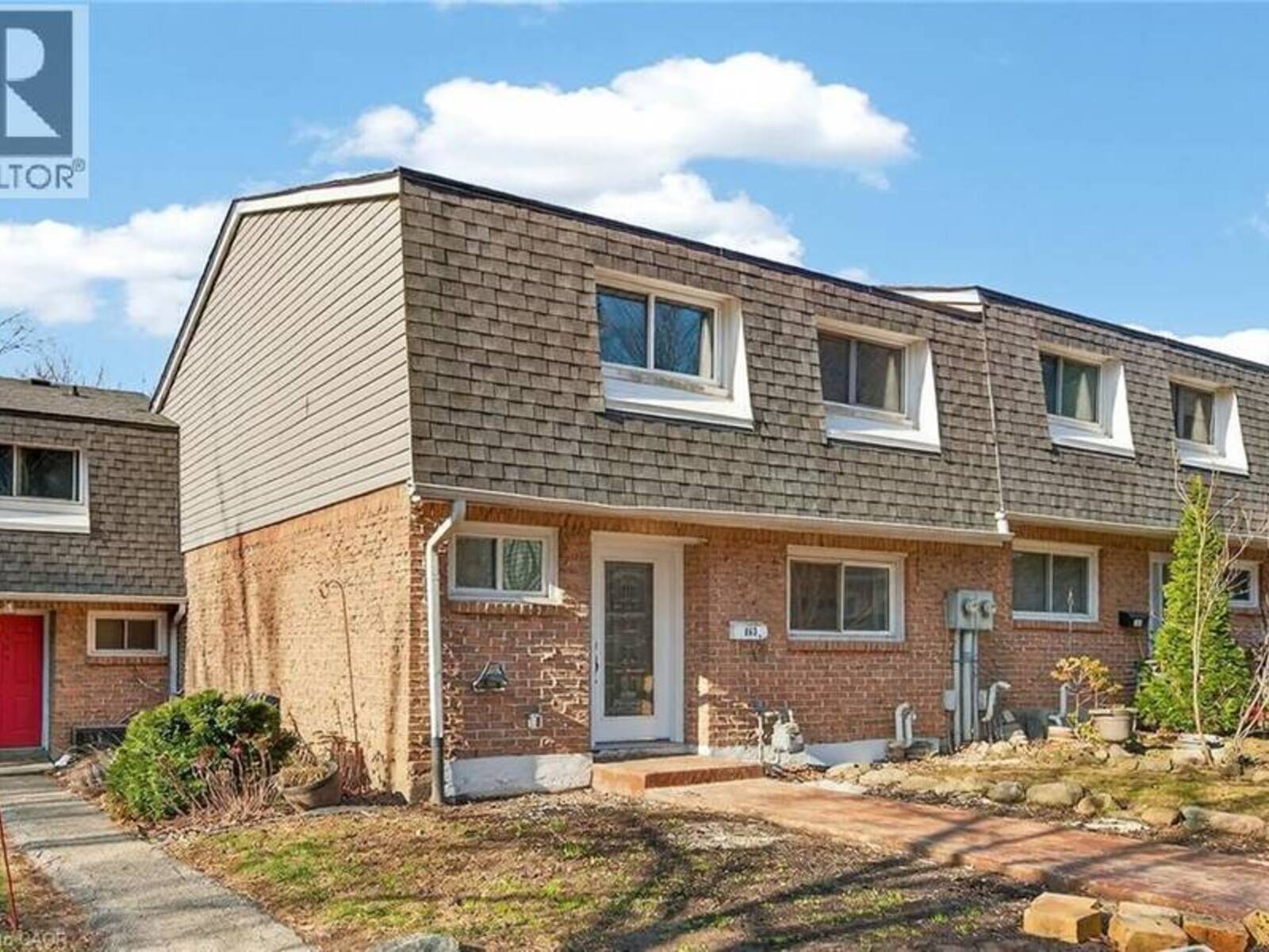 2050 UPPER MIDDLE Road Unit# 153, Burlington, Ontario L7P 3R9