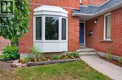 3222 WENTWORTH Street | Burlington Ontario | Slide Image Three