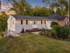 430 WINNIETT Street Caledonia Ontario, N3W 1E4