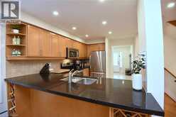 89 BLUE SKY Trail | Waterdown Ontario | Slide Image Ten