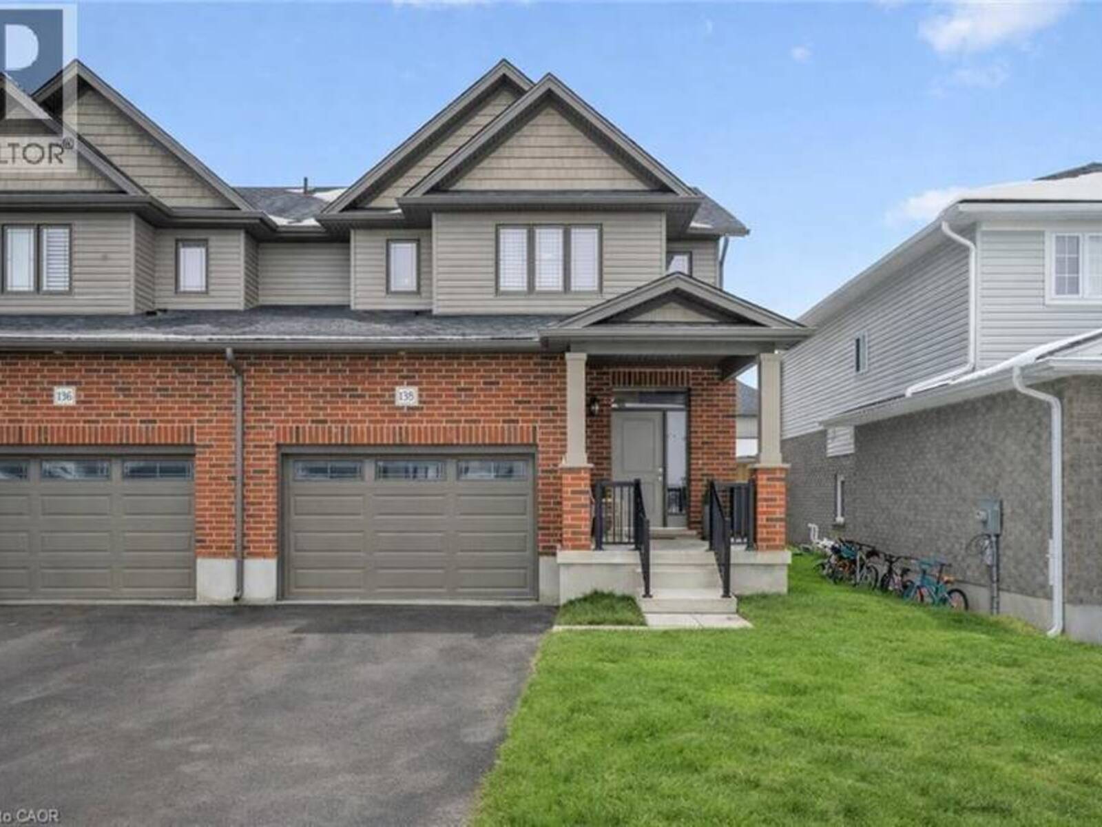 138 WOODBERRY Crescent, Elmira, Ontario N3B 0E5