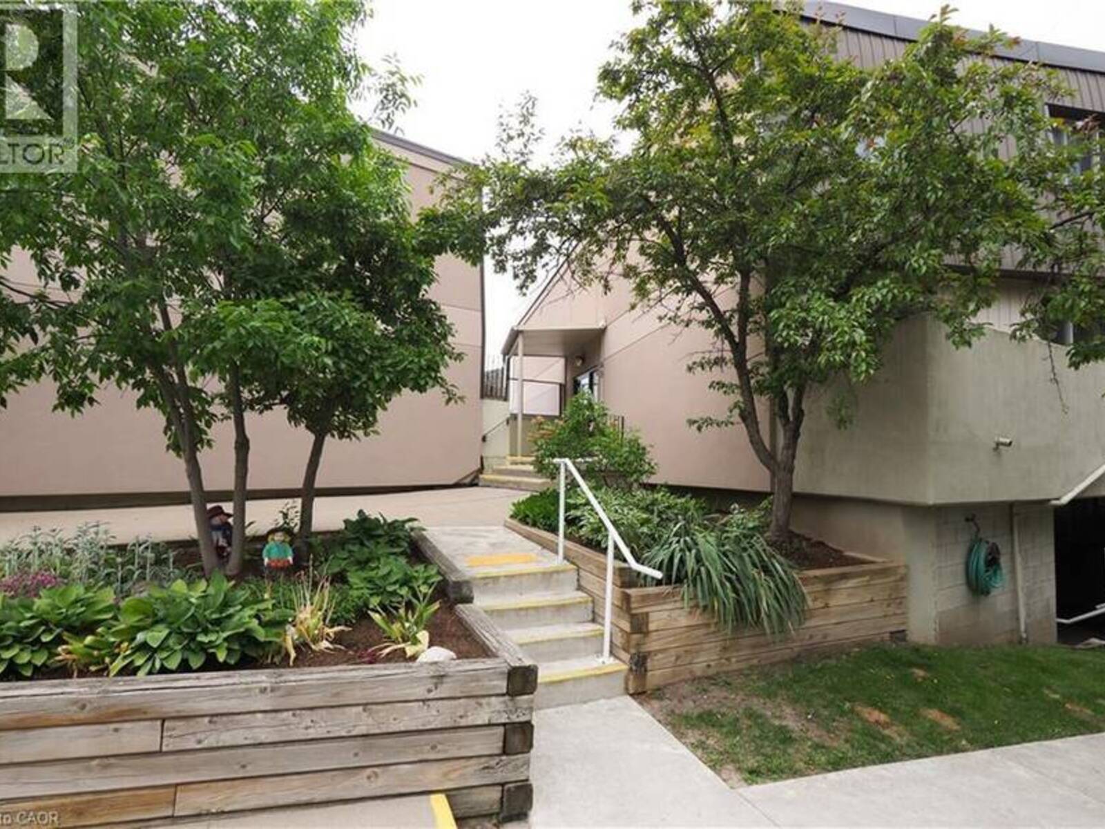40 TANNERY Street E Unit# 265, Cambridge, Ontario N3C 2B9