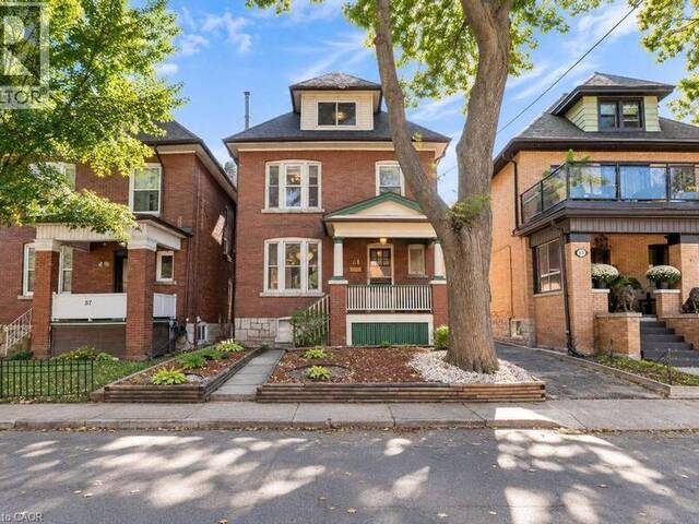 61 GARFIELD Avenue S Hamilton Ontario, L8M 2R9 - 5 Bedrooms Home For Sale
