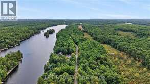 5 PINETREE RD S1 Road | Gravenhurst Ontario | Slide Image Two