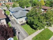 59 BAKERSFIELD Drive | Cambridge Ontario | Slide Image Four