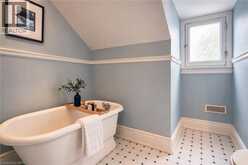 5 UNDERCLIFFE Avenue | Hamilton Ontario | Slide Image Thirty-nine