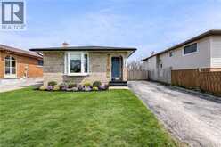 7506 JUBILEE Drive | Niagara Falls Ontario | Slide Image Two