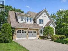 576 FALCONRIDGE Crescent Kitchener Ontario, N2K 4J2