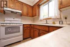 56 SCENIC WOOD Crescent | Kitchener Ontario | Slide Image Thirteen