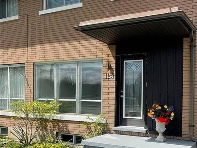 124 AVALON Place Kitchener Ontario, N2M 4N7 - 3 Bedrooms Home For Sale