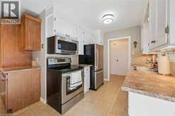 35 CROSBY Drive | Kitchener Ontario | Slide Image Twelve