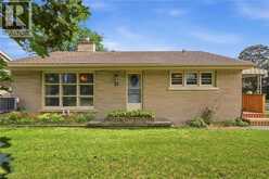21 OAKWOOD Avenue | Kitchener Ontario | Slide Image Four