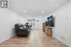 215 WEST 33RD Street | Hamilton Ontario | Slide Image Thirty-three
