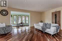 707 ROSS Street | Burlington Ontario | Slide Image Six