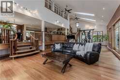 707 ROSS Street | Burlington Ontario | Slide Image Thirteen