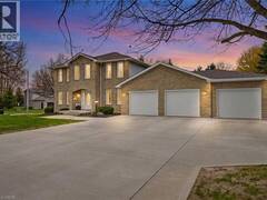 15 DANUBE Drive Woolwich Ontario, N0B 2M1