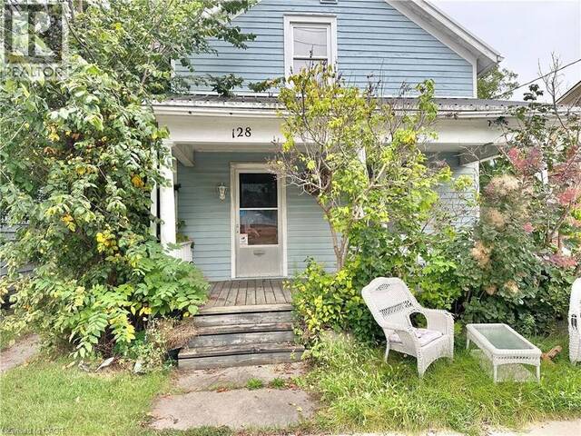 128 KENT Street S Simcoe Ontario, N3Y 2Y1 - 3 Bedrooms Home For Sale