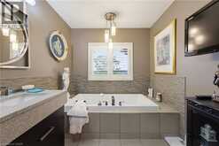 123 OAK PARK Drive | Waterloo Ontario | Slide Image Twenty-three