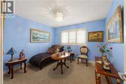 123 OAK PARK Drive | Waterloo Ontario | Slide Image Twenty-seven