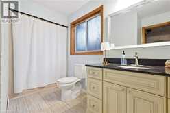 76 MADEIRA Crescent | Cambridge Ontario | Slide Image Eighteen