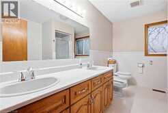 76 MADEIRA Crescent | Cambridge Ontario | Slide Image Thirty-two