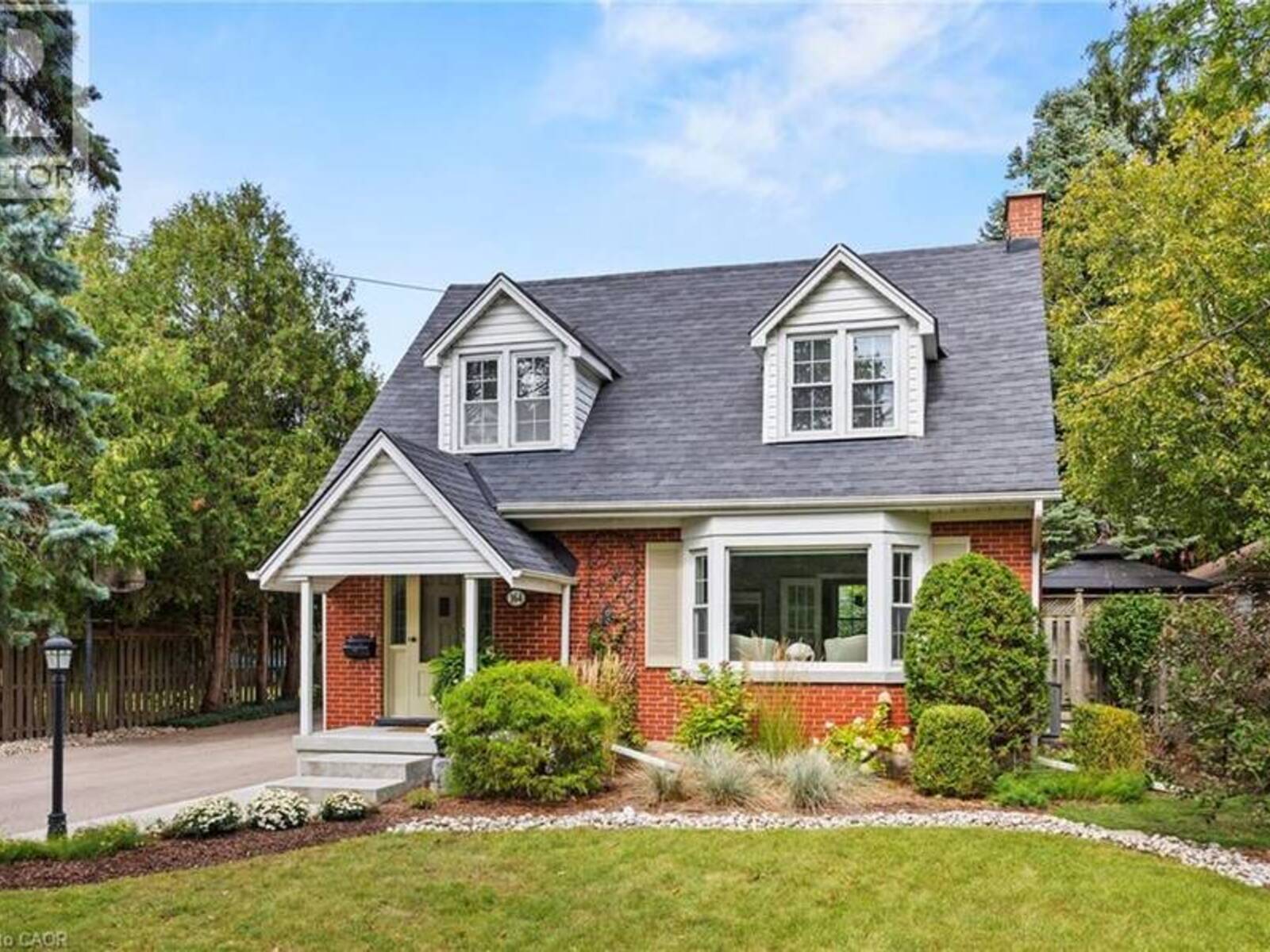164 SHELDON Avenue N, Kitchener, Ontario N2H 3M8