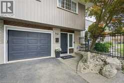 112 MARGARET Avenue N | Waterloo Ontario | Slide Image Four