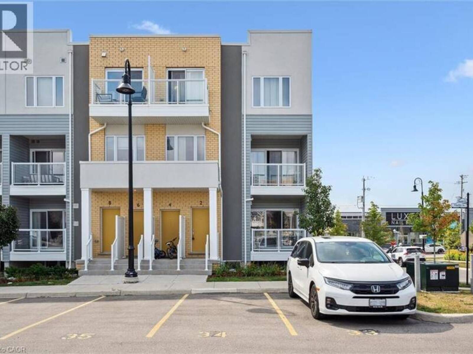 2 VITALITY Drive, Kitchener, Ontario N2R 0R7