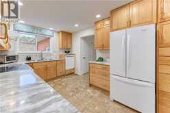 422 GRANGEWOOD Drive | Waterloo Ontario | Slide Image Sixteen
