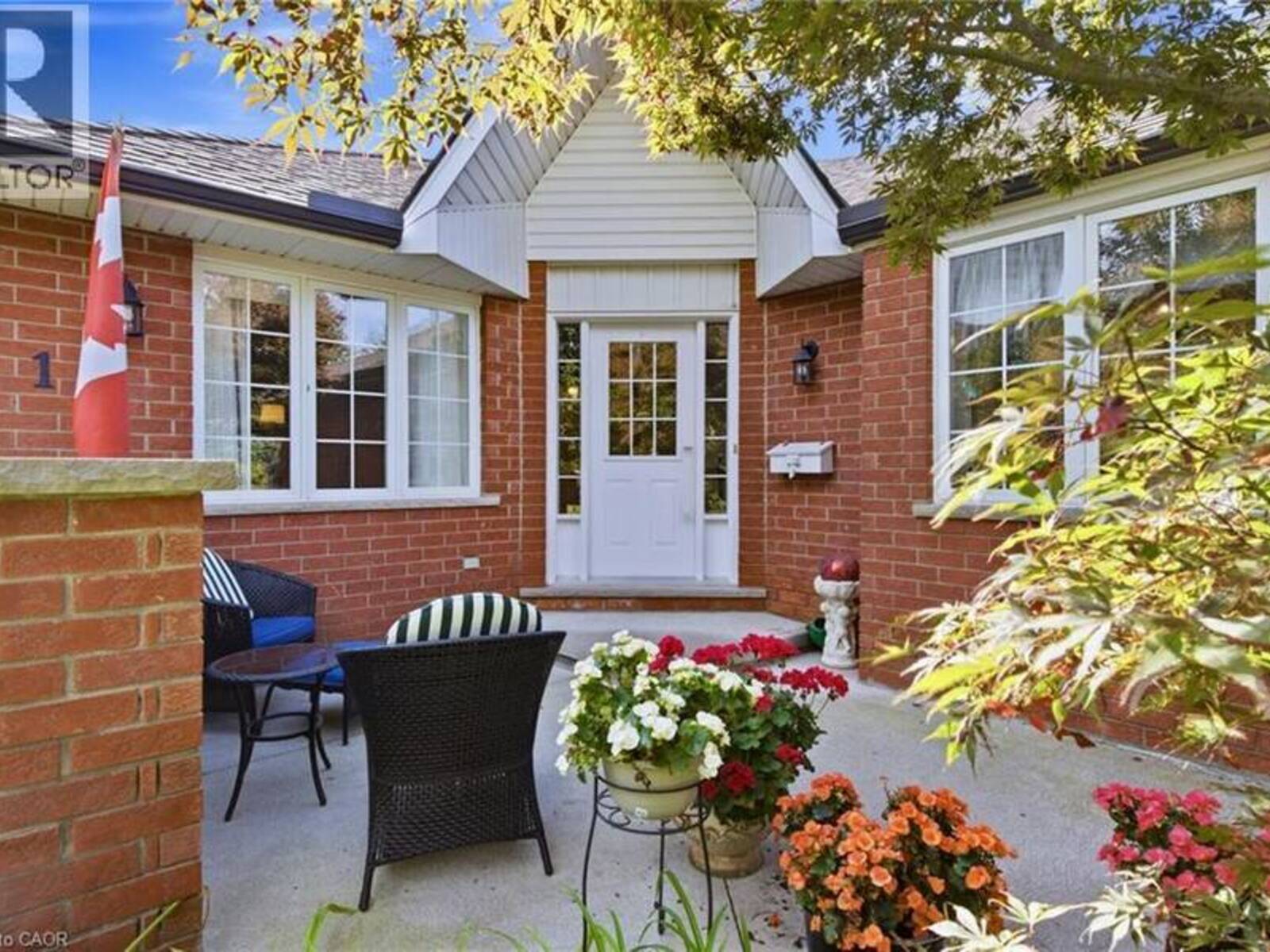10 ISHERWOOD Avenue Unit# 1, Cambridge, Ontario N1R 8L5