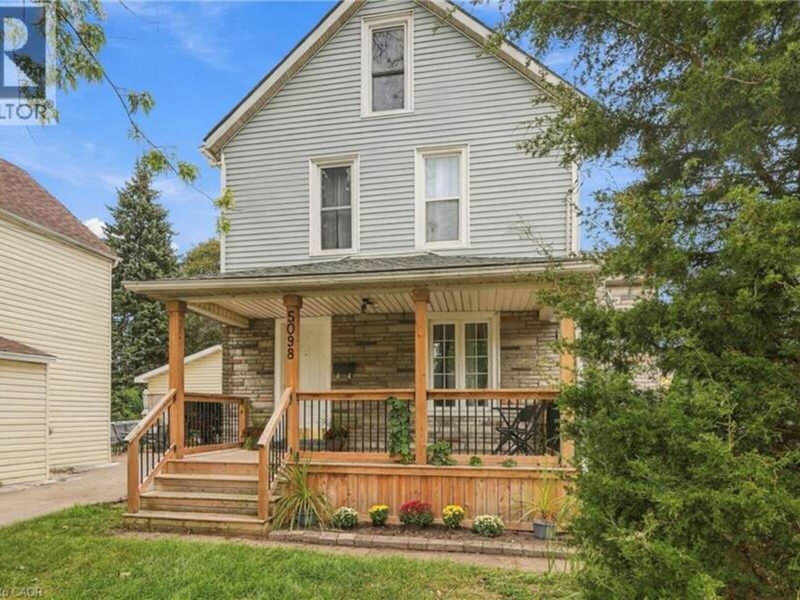 5098 ST LAWRENCE Avenue, Niagara Falls, Ontario L2E 3Y8