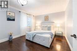130 TAVISTOCK Square | Oakville Ontario | Slide Image Eighteen