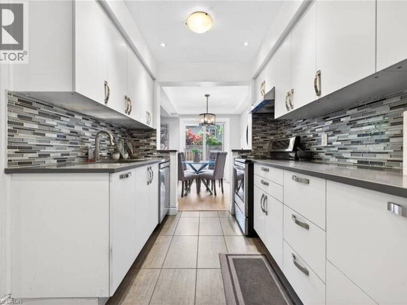 3008 PALMER Drive Unit# 8, Burlington, Ontario L7M 1L2