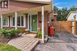 477 KINGSCOURT Drive Unit# B | Waterloo Ontario | Slide Image Two