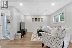 477 KINGSCOURT Drive Unit# B | Waterloo Ontario | Slide Image Thirty-two