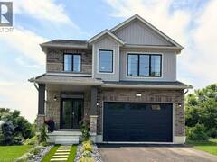 546 BENNINGER Drive Kitchener Ontario, N2E 0E9
