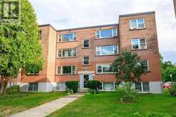 2422 NEW Street Unit# 9 | Burlington Ontario | Slide Image Four