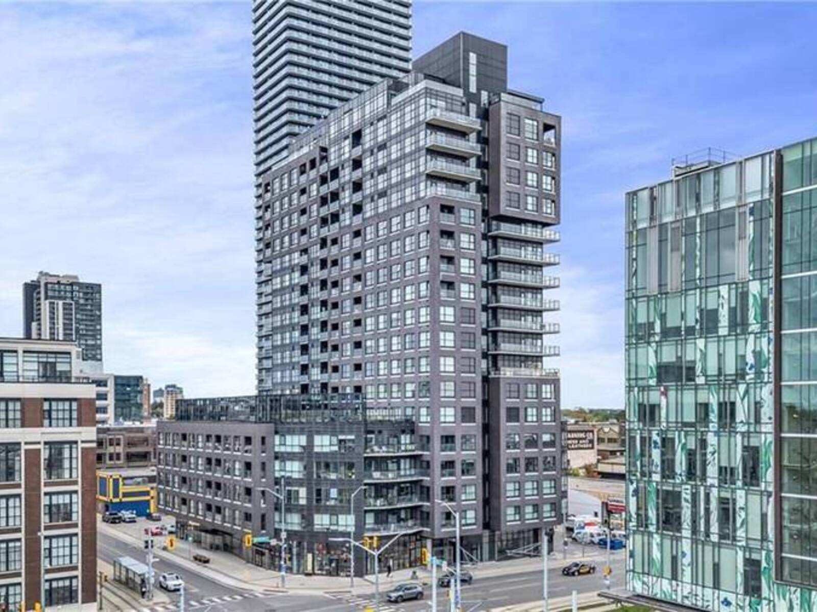 1 VICTORIA Street S Unit# 806, Kitchener, Ontario N2G 1G1