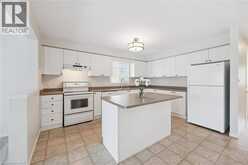 526 THORNVIEW Place | Waterloo Ontario | Slide Image Nine