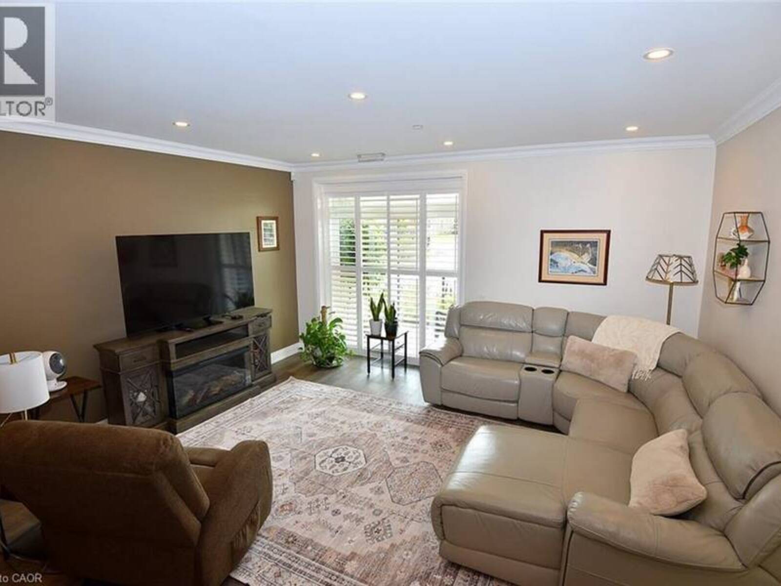 830 MEGSON Terrace Unit# 114, Milton, Ontario L9T 9M7